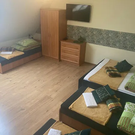 Anulka Na Hrubym Habitación en casa particular